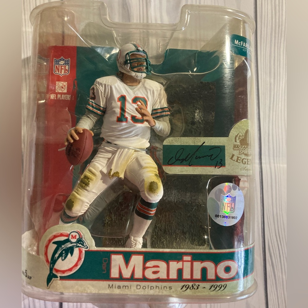 Dan Marino Action Figure - White
